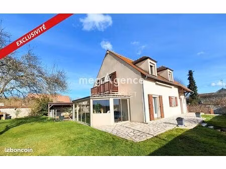propriété 7 pièces 160 m²