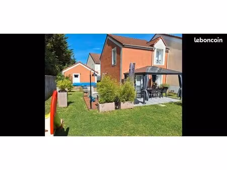 pavillon 5 pièces 77 m²