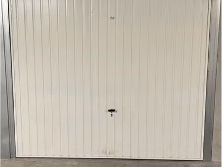 box/parking à louer