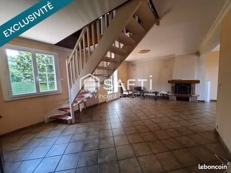 pavillon 7 pièces 120 m²