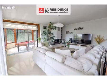 maison 7 pièces 185 m²