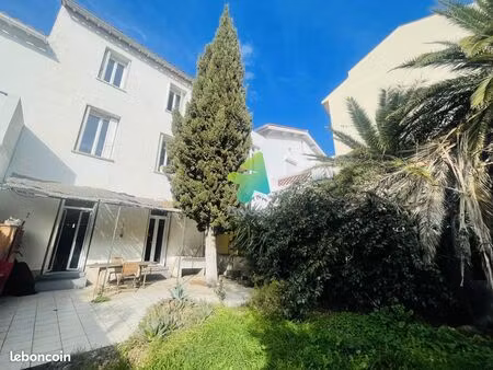 maison de ville 8 pièces 132 m²