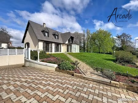 pavillon 6 pièces 136 m²