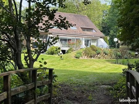 pavillon 8 pièces 450 m²