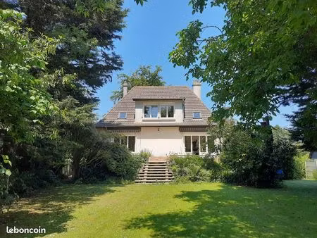 maison 6 pièces 150 m²