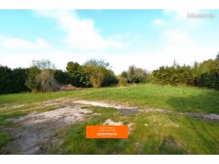 terrain 1 050 m² floirac