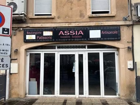 local commercial + appartement à louer centre-ville