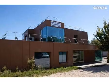bureaux médicaux ou paramédicaux (temps plein / temps partiel) de 12 à 18m²
