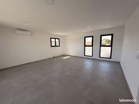 local commercial 74 m² villeneuve-de-la-raho