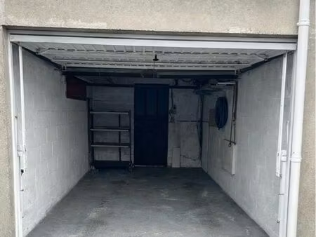 garage à louer