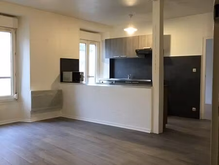 appartement f2 52m² nemours  proche gare  1h de paris / train