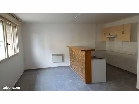 maison trois chambres. envermeu