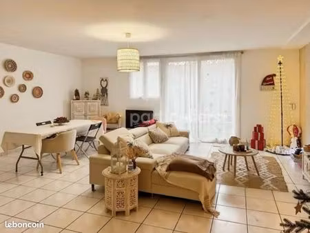 à louer appartement 117 m²