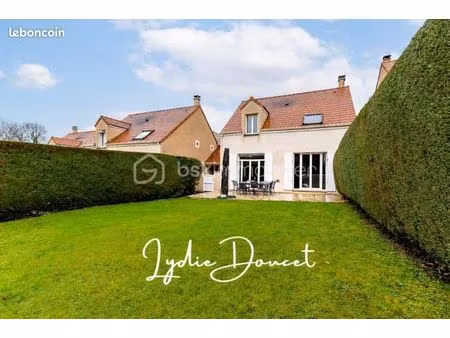 maison 6 pièces 160 m²