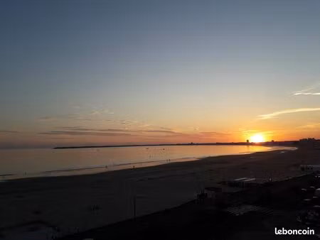 location 33 m2 face mer