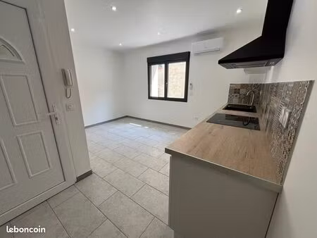 2 pieces prades  32m2