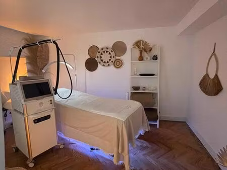 sous location pièce de soin