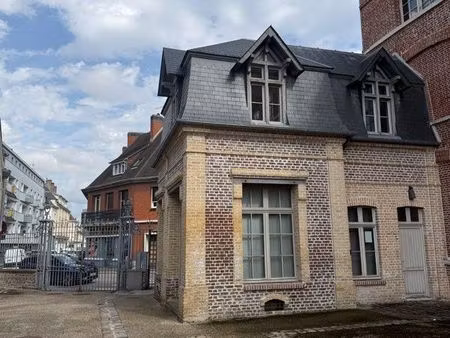 maison de ville 55m2 + parking