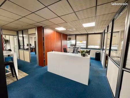 bureau 205 m²