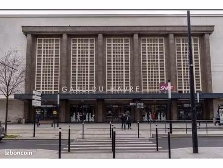 local 70m2 face à la gare du havre