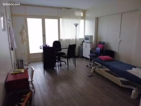 local commercial 74 m²