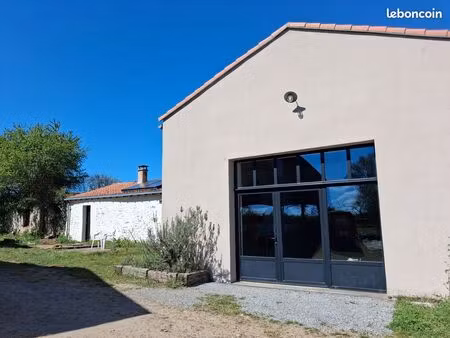 maison avec 2 hectares idéal chevaux