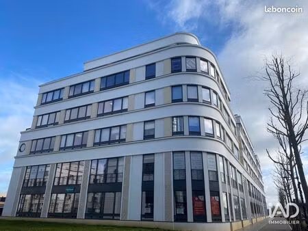 bureaux 84 m² chessy