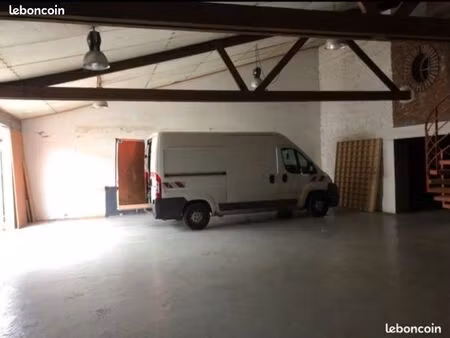 local 230 m2 centre ville