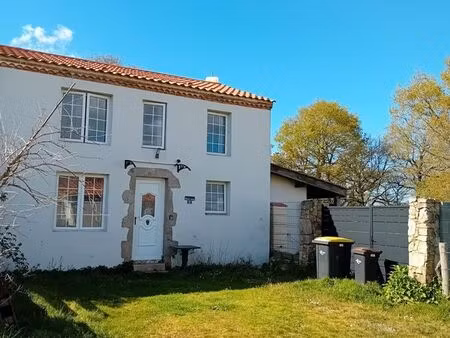 propriété 4 pièces 92 m²