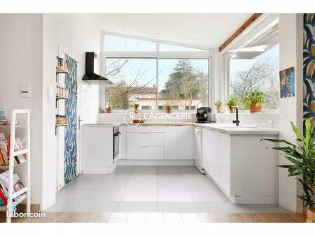 maison 7 pièces 220 m²