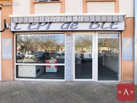 local commercial 85 m² saint-sulpice-la-pointe