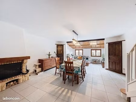 maison 5 pièces 112 m²