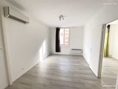 realmont centre appartement t2 climatisé