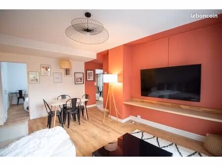 immeuble 310 m² essarts en bocage