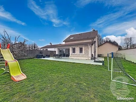 maison 5 pièces 120 m²