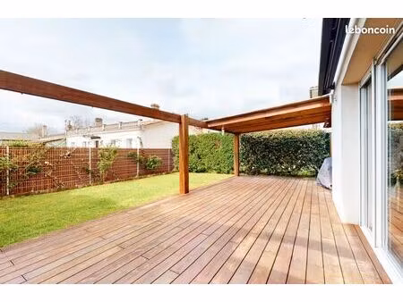 maison meublée t4 - 80m2 avec jardin  garage et piscine