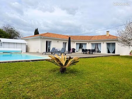 maison 6 pièces 151 m²