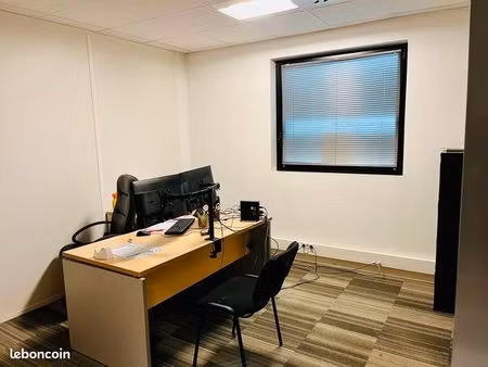 local bureaux 117 m²