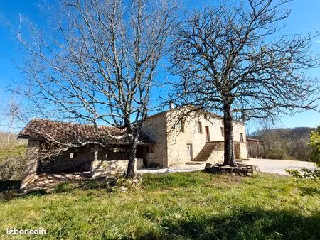 maison 4 pièces 145 m²