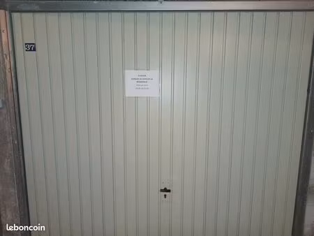 garage à louer