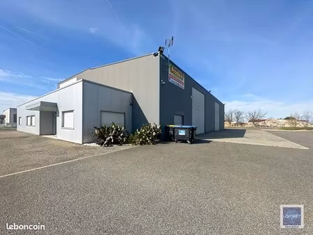 local commercial 170 m²