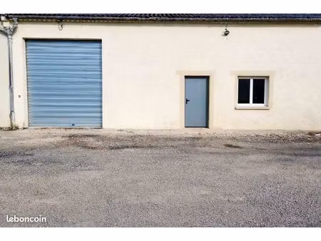 local commercial 110 m² à louer – proche centre gaillac
