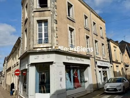 immeuble 6 pièces 160 m²