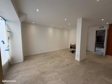 local commercial 36 m² houilles