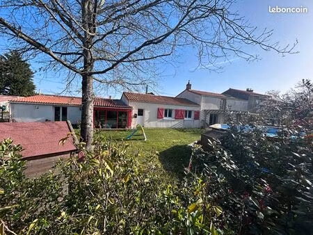 longère 8 pièces 182 m²