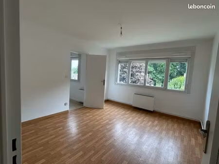 2 pièces 45 m2 à louer à chalons