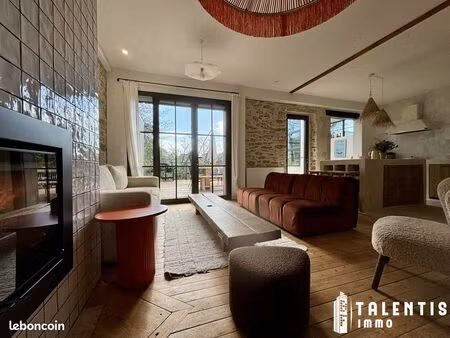 maison de ville 8 pièces 112 m²