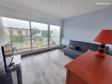 location t1 la celle st cloud