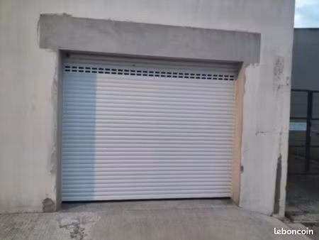 location de garage la chaume