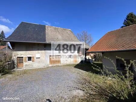 ferme 4 pièces 84 m²